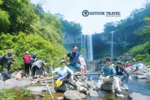 Tour tham quan thác K50 – Hang Én từ Măng Đen