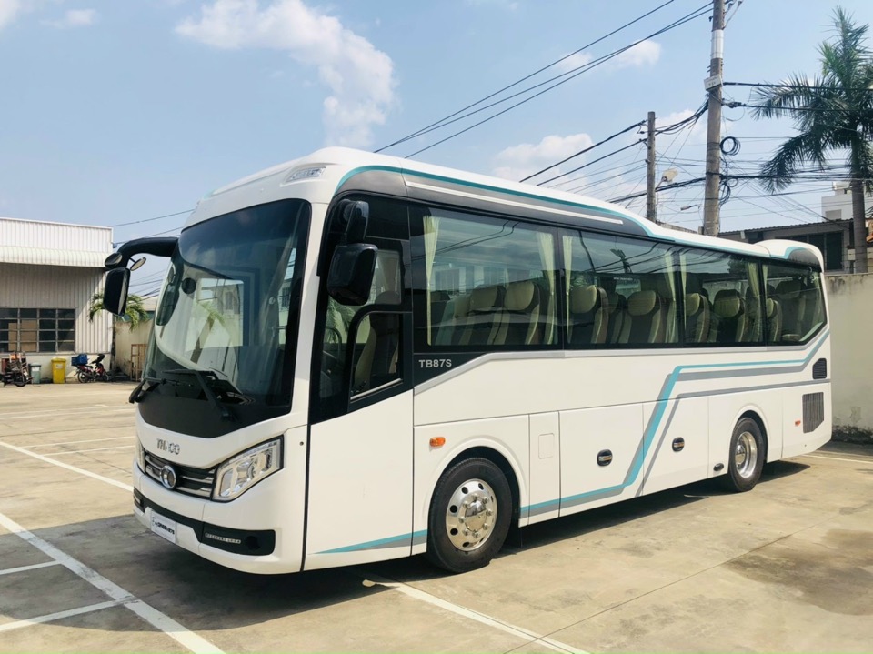 Cho thuê xe 34 chỗ tại Măng Đen